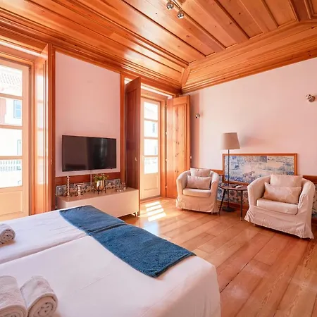 カサ ポルトゥゲーザ プラタ アパート